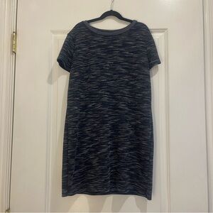 SIZE S (fits petite) | Grey Short Sleeve Dress